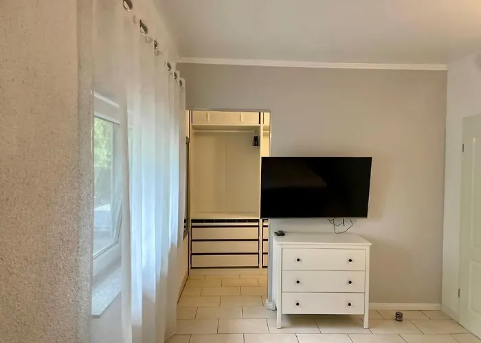 #4-Kino Ferienwohnung in Kliniknähe mit Balkon/Boxspringbett/Netflix